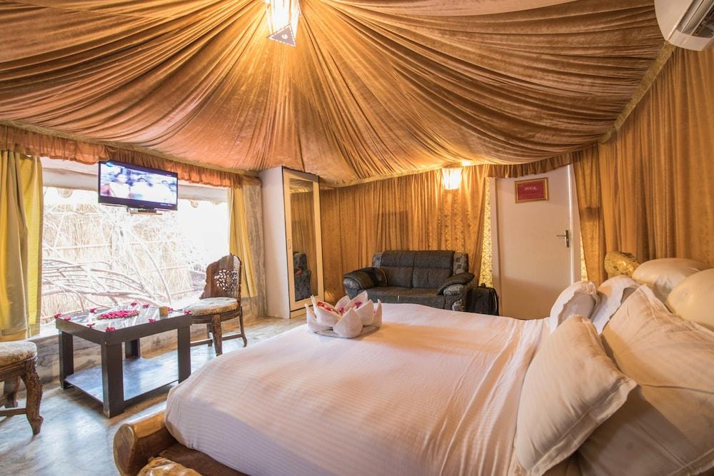 Lohagarh Fort Resort Kukas Экстерьер фото